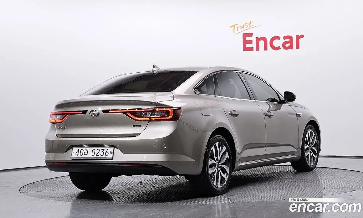 Renault (Samsung) SM6 2016 2.0 автомат (гидро), фото 2 Renault (Samsung) SM6 2016 2.0 автомат (гидро), фото 2