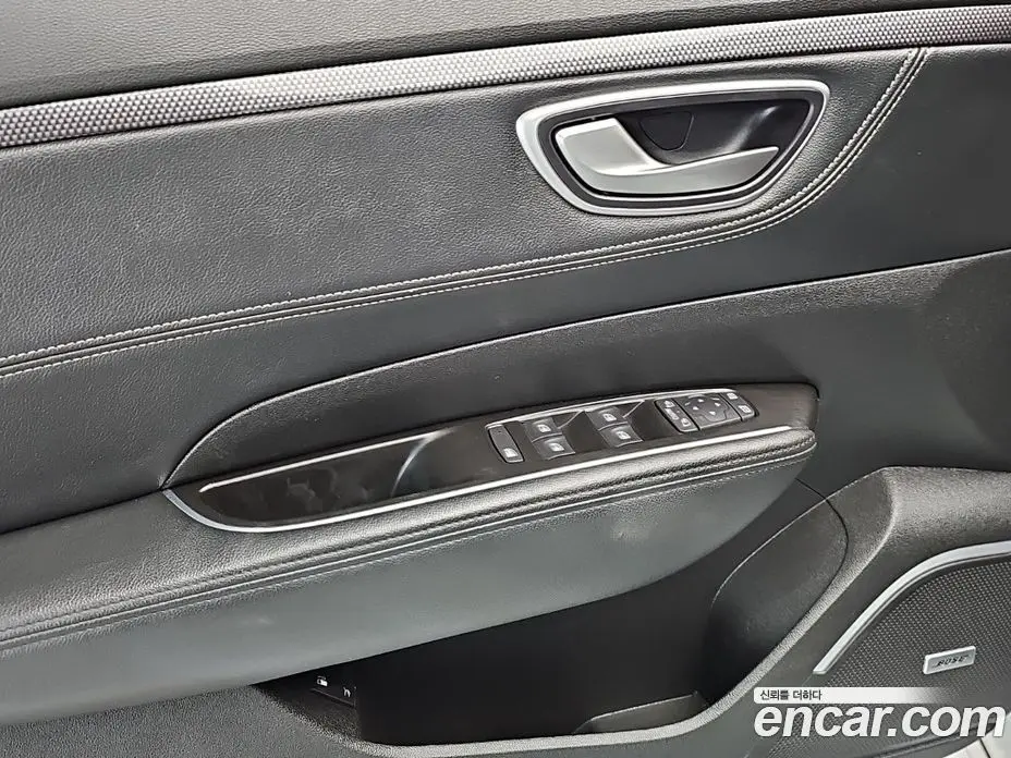 Renault (Samsung) SM6 2017 2.0 автомат (гидро), фото 15 Renault (Samsung) SM6 2017 2.0 автомат (гидро), фото 15
