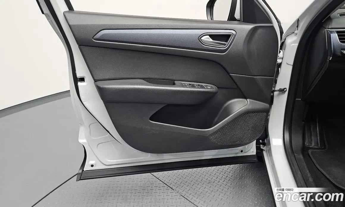 Renault (Samsung) XM3 2020 1.6 автомат (гидро), фото 14 Renault (Samsung) XM3 2020 1.6 автомат (гидро), фото 14
