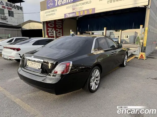Rolls-Royce Ghost 2021 6.7 автомат (гидро), миниатюра 4 Rolls-Royce Ghost 2021 6.7 автомат (гидро), миниатюра 4
