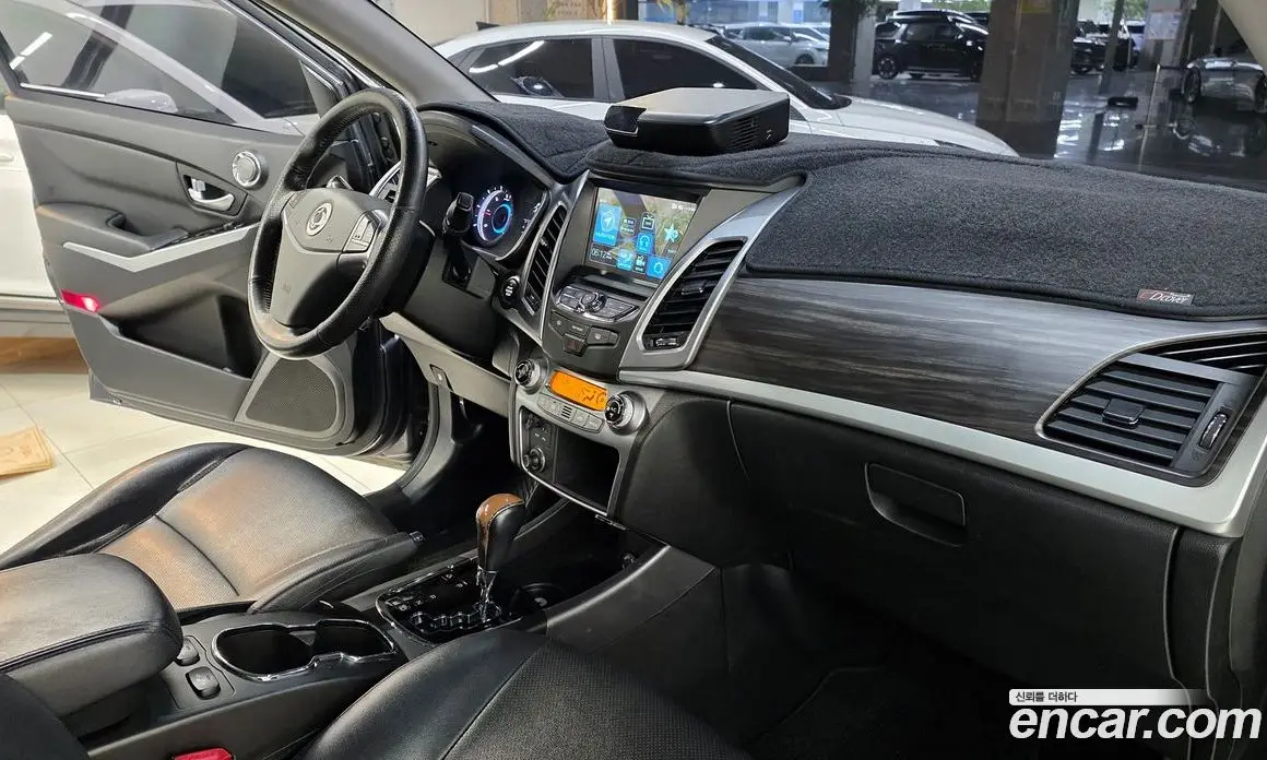 SsangYong Korando 2015 2.2 автомат (гидро), фото 12 SsangYong Korando 2015 2.2 автомат (гидро), фото 12