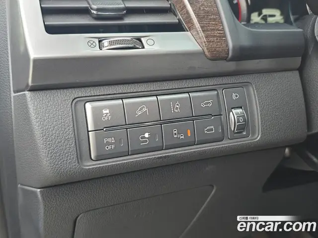 SsangYong Rexton 2019 2.2 автомат (гидро), миниатюра 9