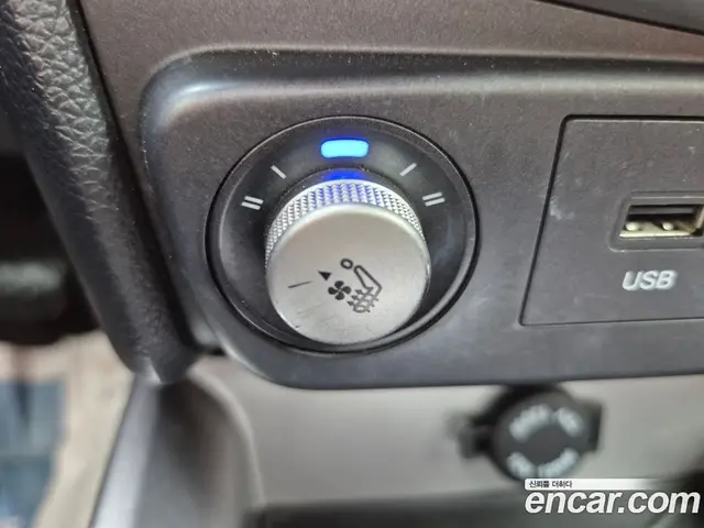 SsangYong TIBOLI 2015 1.6 автомат (гидро), миниатюра 11 SsangYong TIBOLI 2015 1.6 автомат (гидро), миниатюра 11
