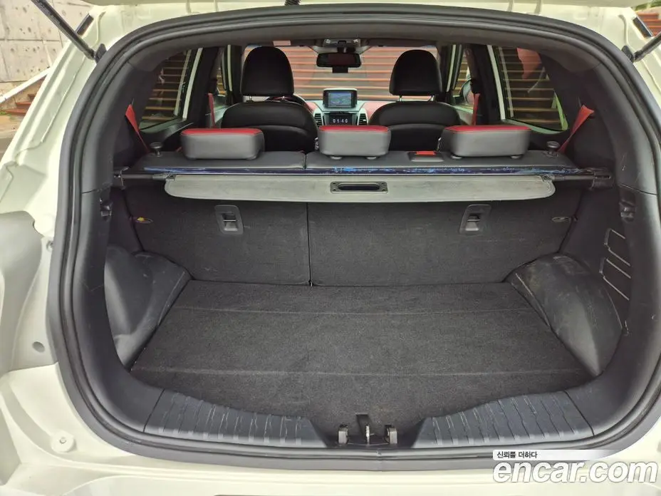 SsangYong TIBOLI 2015 1.6 автомат (гидро), фото 18 SsangYong TIBOLI 2015 1.6 автомат (гидро), фото 18