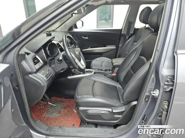 SsangYong TIBOLI 2016 1.6 автомат (гидро), миниатюра 3 SsangYong TIBOLI 2016 1.6 автомат (гидро), миниатюра 3