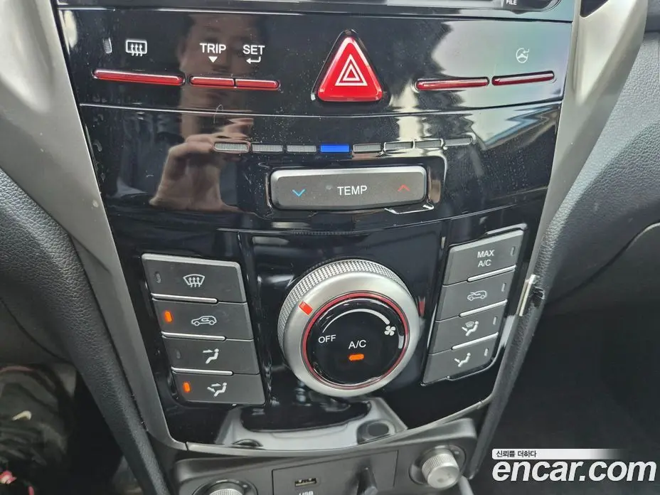 SsangYong TIBOLI 2017 1.6 автомат (гидро), фото 14