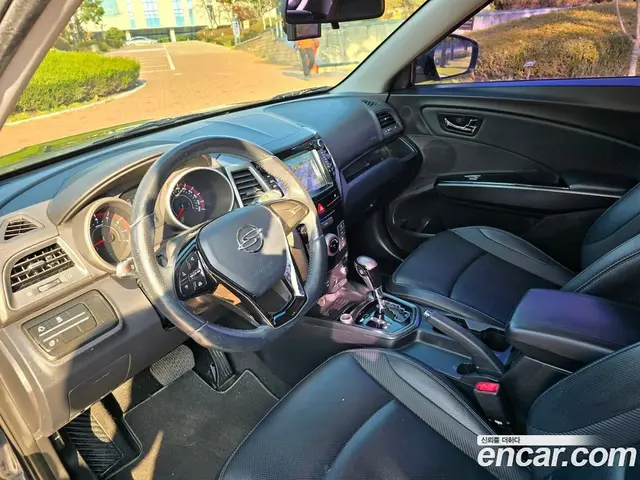 SsangYong TIBOLI 2017 1.6 автомат (гидро), миниатюра 12
