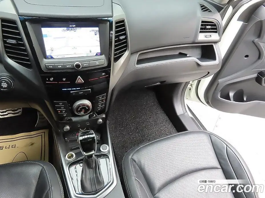 SsangYong TIBOLI 2018 1.6 автомат (гидро), фото 7 SsangYong TIBOLI 2018 1.6 автомат (гидро), фото 7