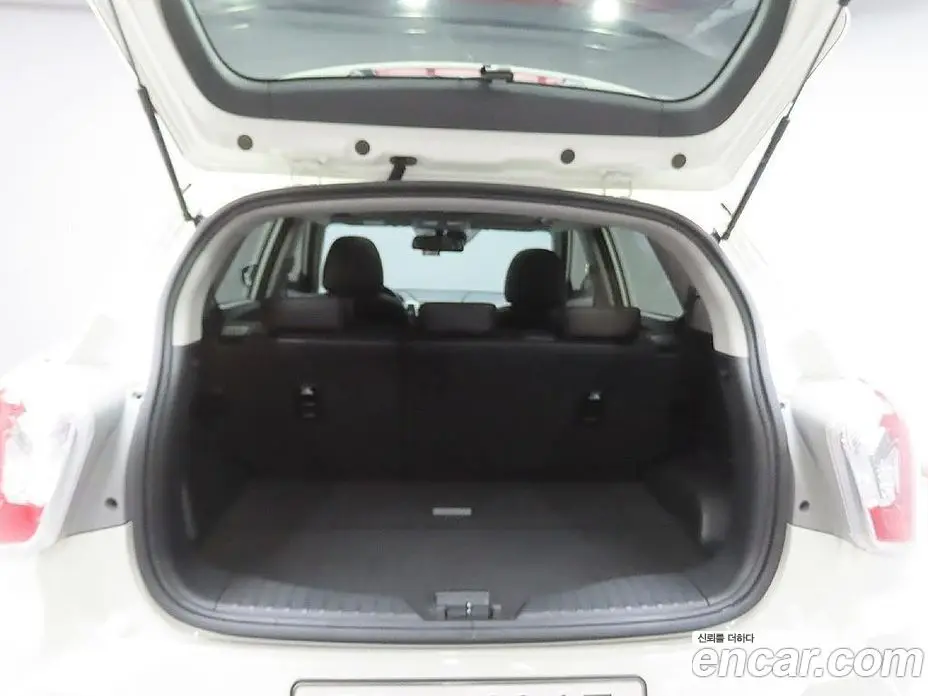 SsangYong TIBOLI 2018 1.6 автомат (гидро), фото 9 SsangYong TIBOLI 2018 1.6 автомат (гидро), фото 9
