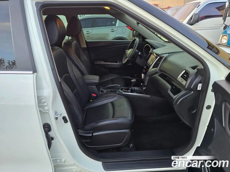 SsangYong TIBOLI 2018 1.6 автомат (гидро), фото 15 SsangYong TIBOLI 2018 1.6 автомат (гидро), фото 15