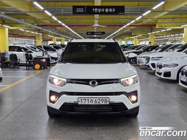 SsangYong TIBOLI 2020 1.5 автомат (гидро), миниатюра 3