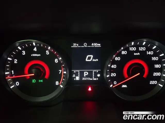 SsangYong TIBOLI 2020 1.5 автомат (гидро), миниатюра 8