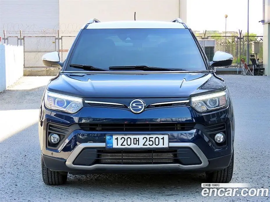 SsangYong TIBOLI 2021 1.5 автомат (гидро), фото 1 SsangYong TIBOLI 2021 1.5 автомат (гидро), фото 1