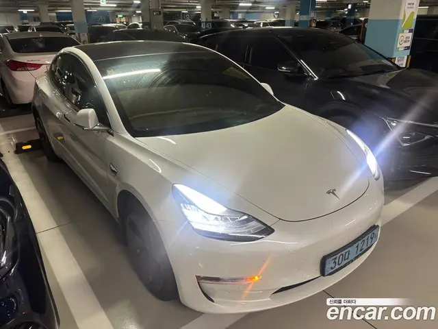 Tesla Model 3 2020 автомат (гидро), миниатюра 2 Tesla Model 3 2020 автомат (гидро), миниатюра 2