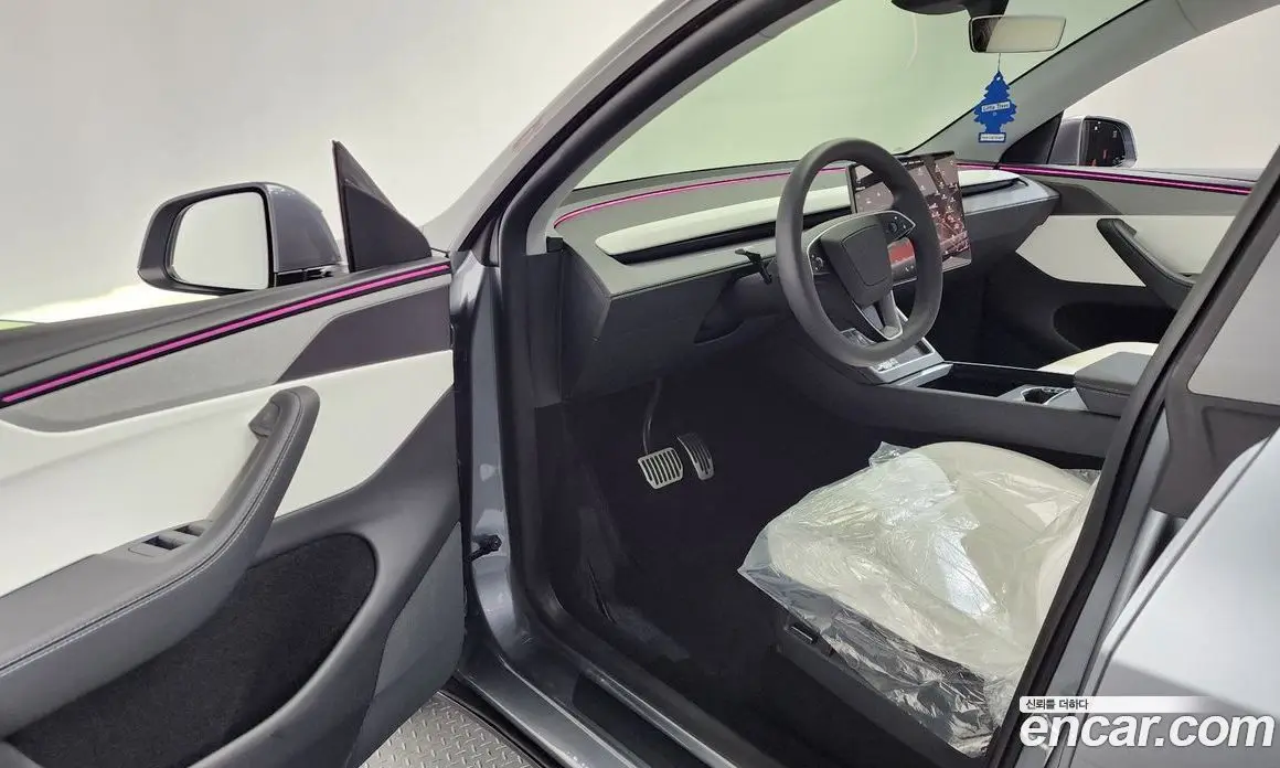 Tesla Model Y 2025 0.2 автомат (гидро), фото 13 Tesla Model Y 2025 0.2 автомат (гидро), фото 13