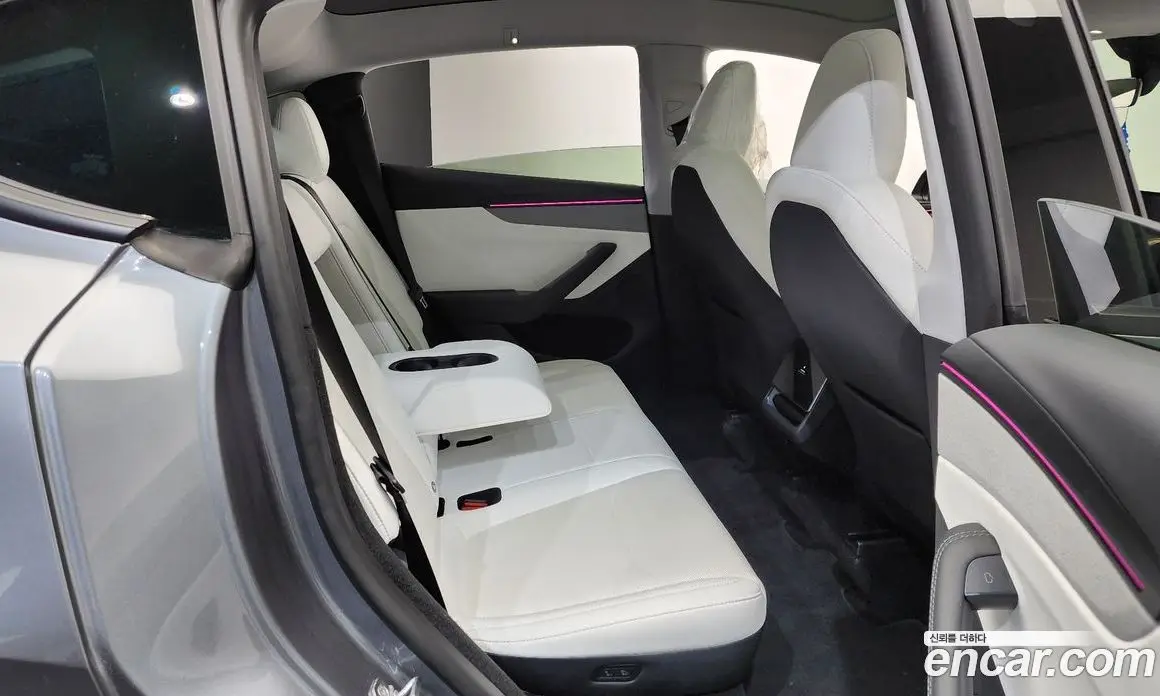 Tesla Model Y 2025 0.2 автомат (гидро), фото 17 Tesla Model Y 2025 0.2 автомат (гидро), фото 17