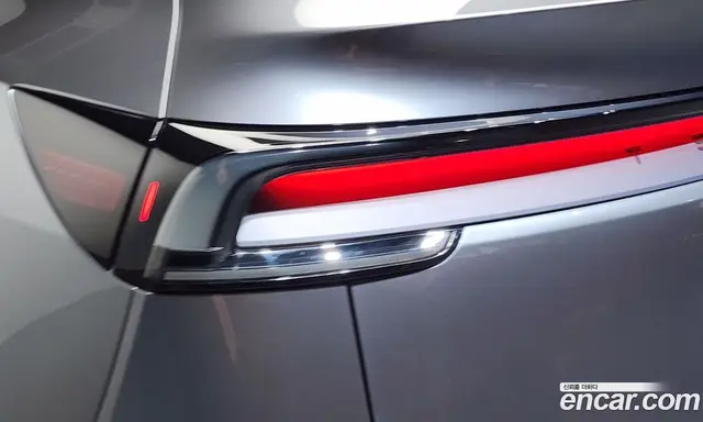 Tesla Model Y 2025 0.2 автомат (гидро), миниатюра 9 Tesla Model Y 2025 0.2 автомат (гидро), миниатюра 9