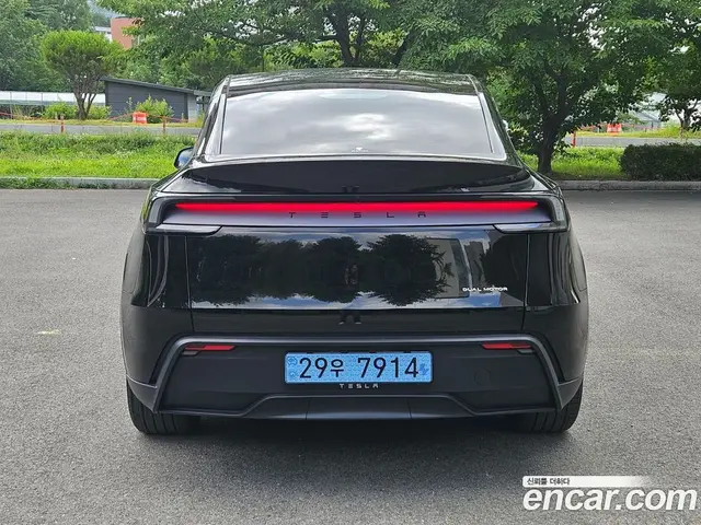Tesla Model Y 2025 0.2 автомат (гидро), миниатюра 4 Tesla Model Y 2025 0.2 автомат (гидро), миниатюра 4
