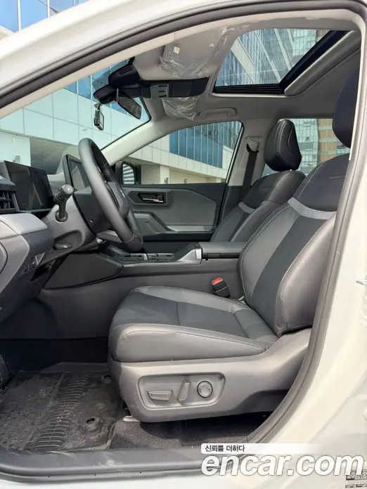 Toyota RAV4 2026 2.5 автомат (гидро), фото 19 Toyota RAV4 2026 2.5 автомат (гидро), фото 19