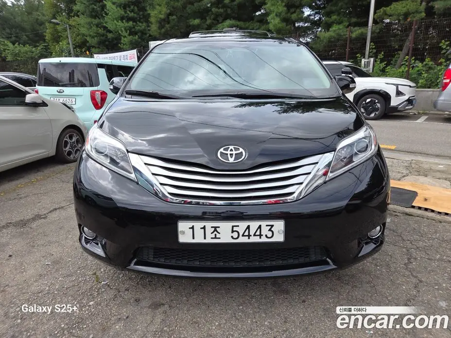 Toyota Sienna 2015 3.5 автомат (гидро), фото 1 Toyota Sienna 2015 3.5 автомат (гидро), фото 1