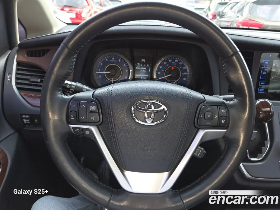 Toyota Sienna 2015 3.5 автомат (гидро), фото 14 Toyota Sienna 2015 3.5 автомат (гидро), фото 14