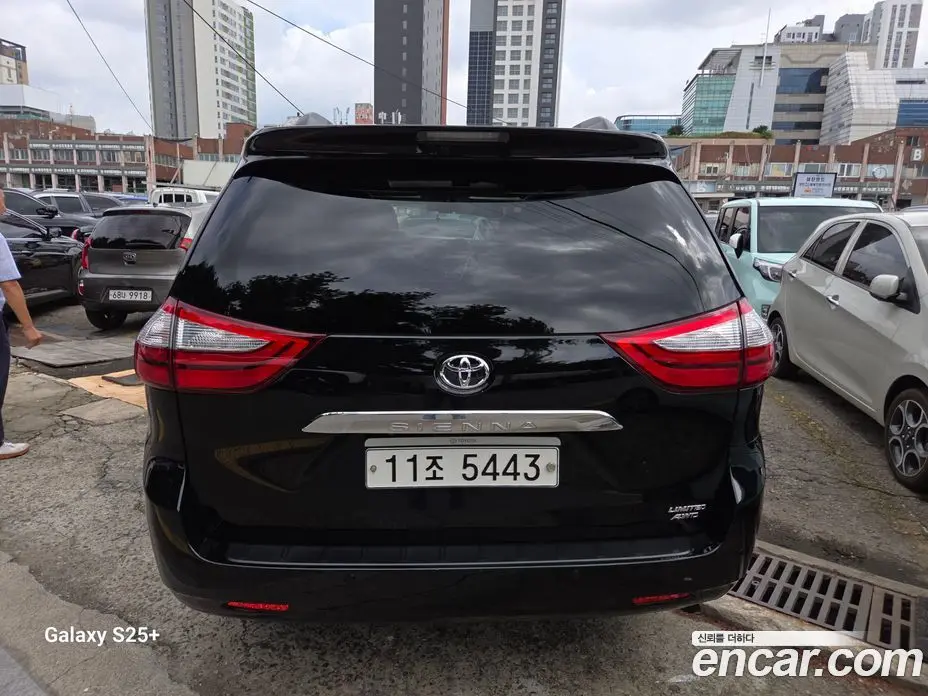 Toyota Sienna 2015 3.5 автомат (гидро), фото 5 Toyota Sienna 2015 3.5 автомат (гидро), фото 5
