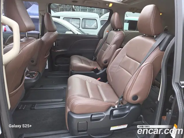Toyota Sienna 2015 3.5 автомат (гидро), миниатюра 8 Toyota Sienna 2015 3.5 автомат (гидро), миниатюра 8