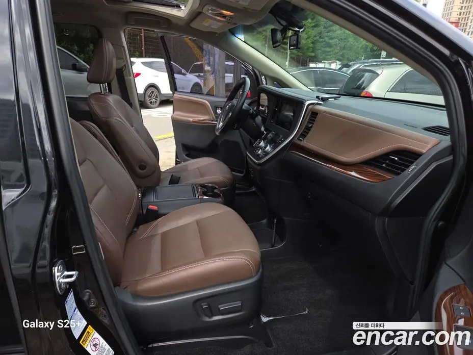 Toyota Sienna 2015 3.5 автомат (гидро), фото 9 Toyota Sienna 2015 3.5 автомат (гидро), фото 9