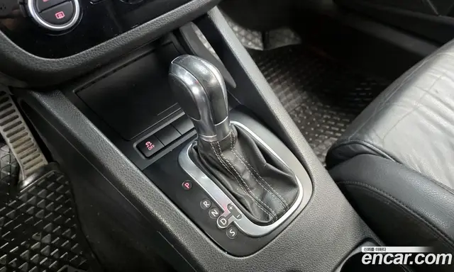 Volkswagen Scirocco 2012 2.0 АКПП, миниатюра 9