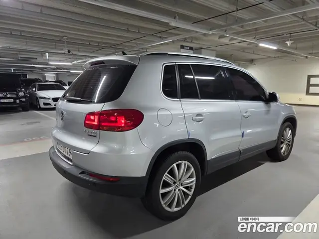 Volkswagen Tiguan 2016 2.0 автомат (гидро), миниатюра 4 Volkswagen Tiguan 2016 2.0 автомат (гидро), миниатюра 4