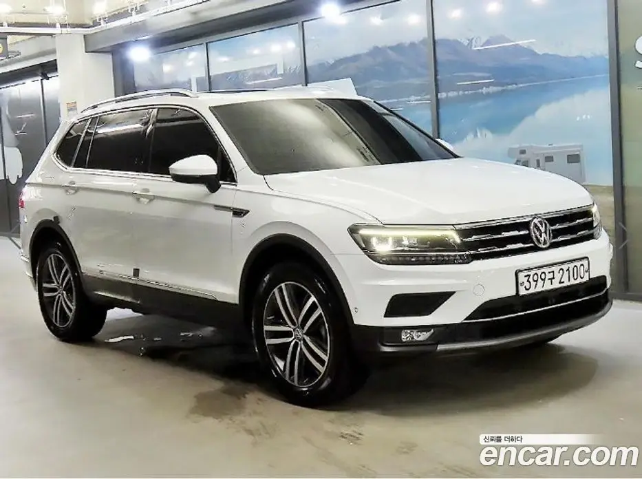 Volkswagen Tiguan 2020 2.0 автомат (гидро), фото 1 Volkswagen Tiguan 2020 2.0 автомат (гидро), фото 1