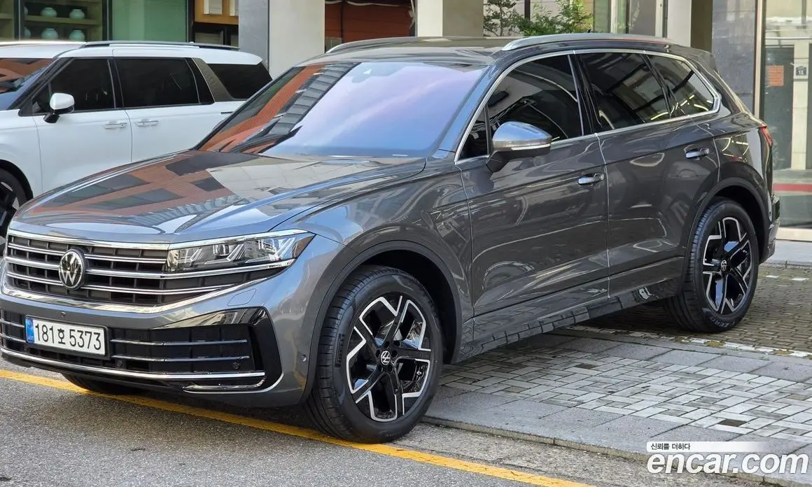 Volkswagen Touareg 2026 3.0 автомат (гидро), фото 1 Volkswagen Touareg 2026 3.0 автомат (гидро), фото 1