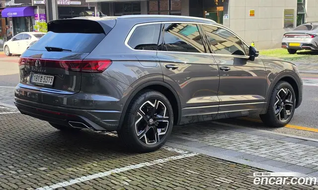 Volkswagen Touareg 2026 3.0 автомат (гидро), миниатюра 2 Volkswagen Touareg 2026 3.0 автомат (гидро), миниатюра 2