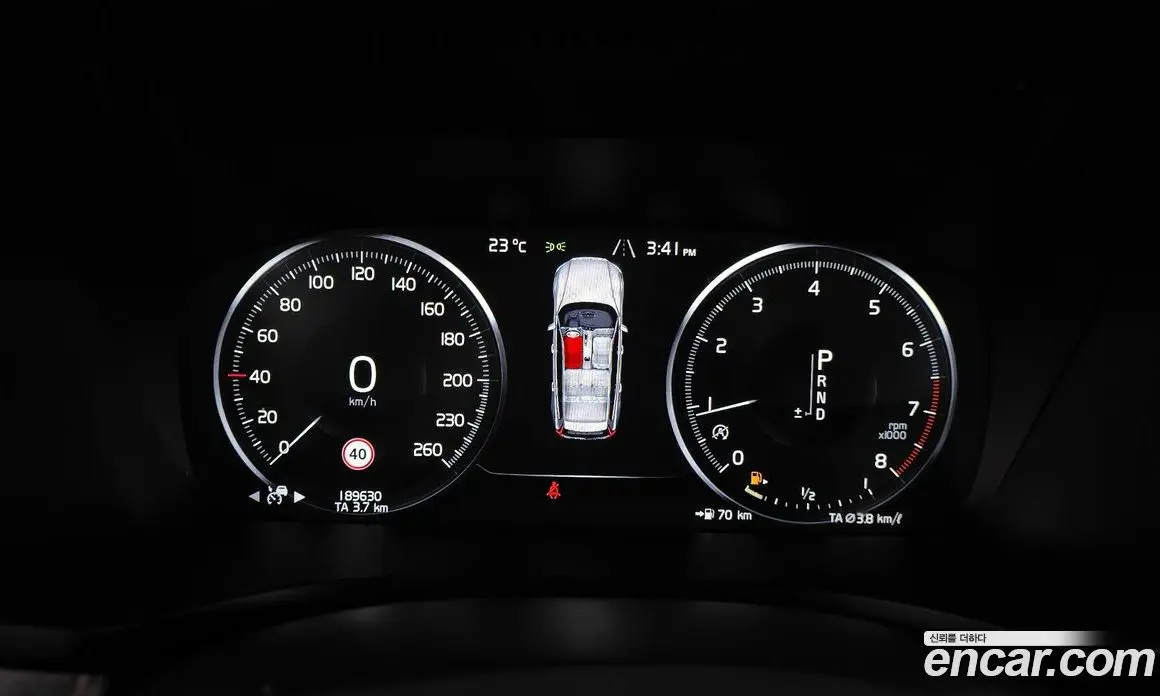 Volvo V60 2019 2.0 автомат (гидро), фото 8 Volvo V60 2019 2.0 автомат (гидро), фото 8