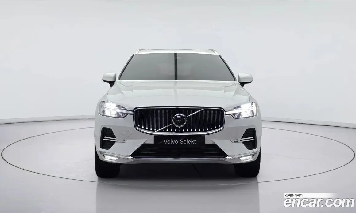 Volvo XC60 2023 2.0 автомат (гидро), фото 3 Volvo XC60 2023 2.0 автомат (гидро), фото 3