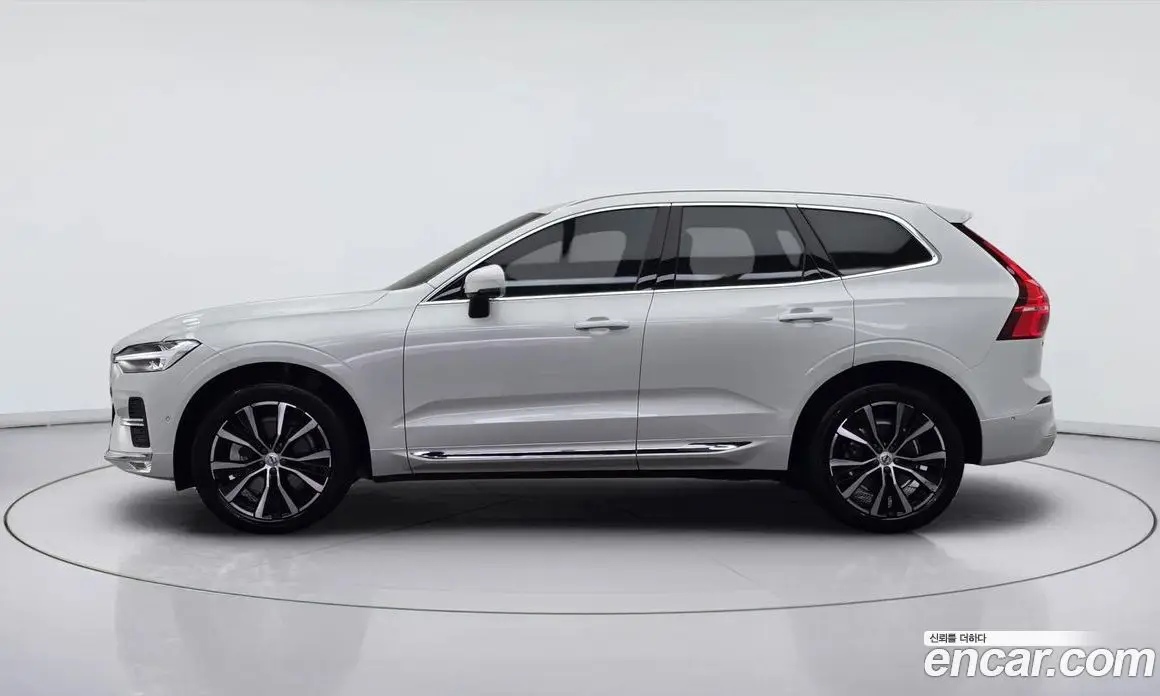 Volvo XC60 2023 2.0 автомат (гидро), фото 4 Volvo XC60 2023 2.0 автомат (гидро), фото 4