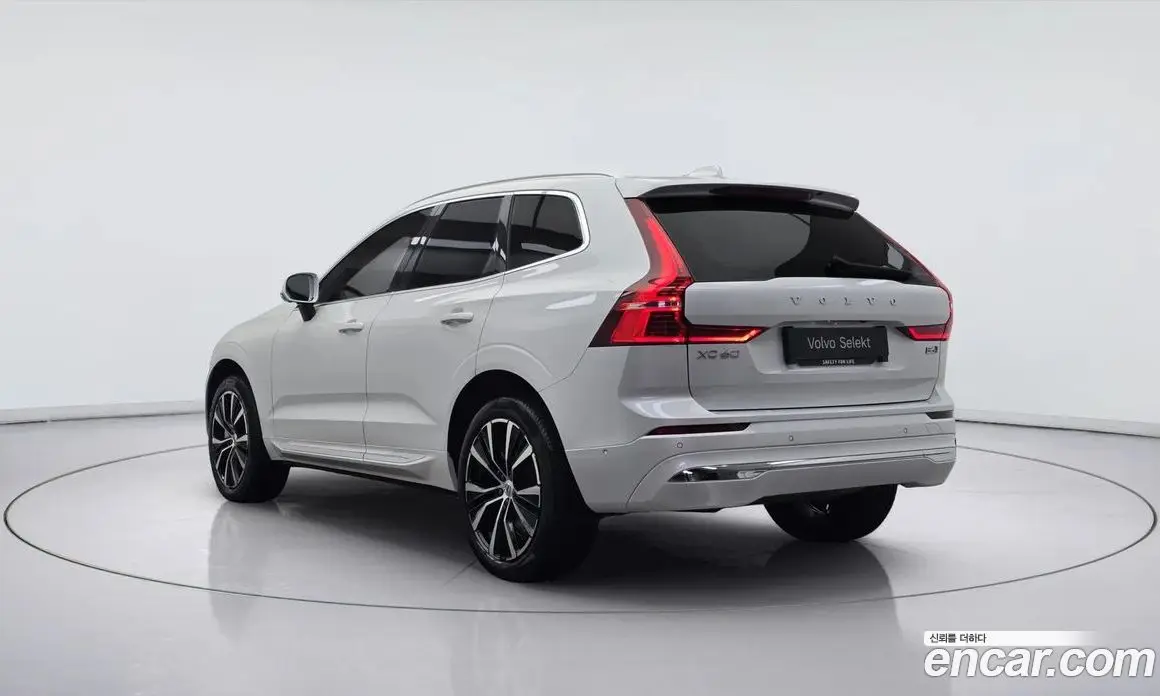 Volvo XC60 2023 2.0 автомат (гидро), фото 5 Volvo XC60 2023 2.0 автомат (гидро), фото 5