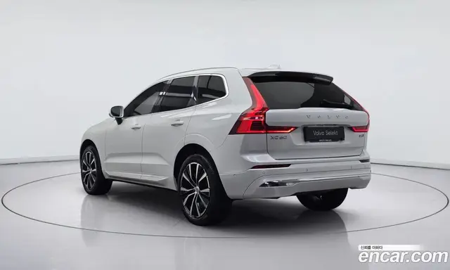 Volvo XC60 2023 2.0 автомат (гидро), миниатюра 5 Volvo XC60 2023 2.0 автомат (гидро), миниатюра 5