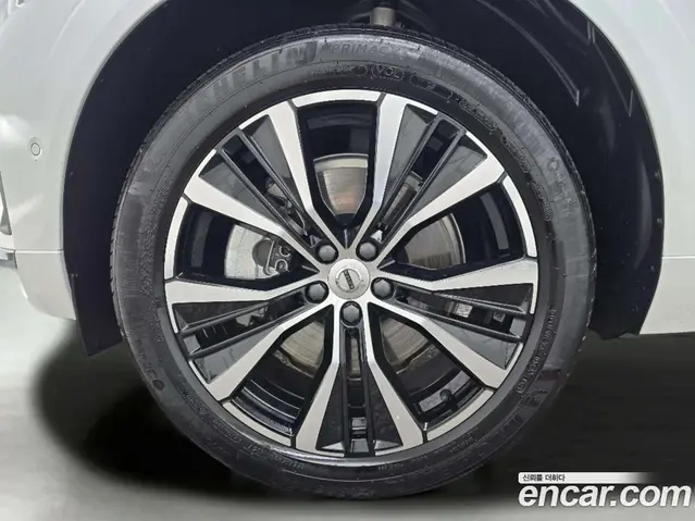 Volvo XC60 2023 2.0 автомат (гидро), миниатюра 8 Volvo XC60 2023 2.0 автомат (гидро), миниатюра 8
