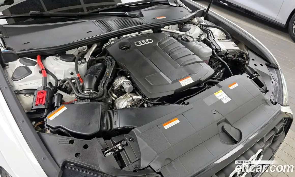 Audi A6 2025 2.0 автомат (гидро), фото 6