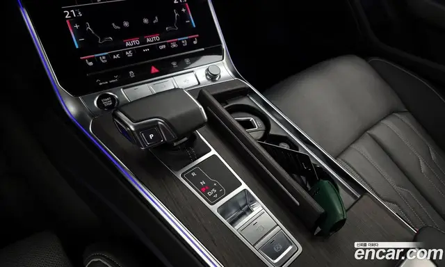 Audi A6 2025 2.0 автомат (гидро), миниатюра 9