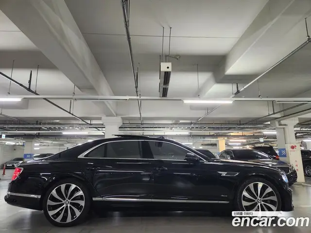 Bentley Flying Spur 2023 4.0 автомат (гидро), миниатюра 8 Bentley Flying Spur 2023 4.0 автомат (гидро), миниатюра 8