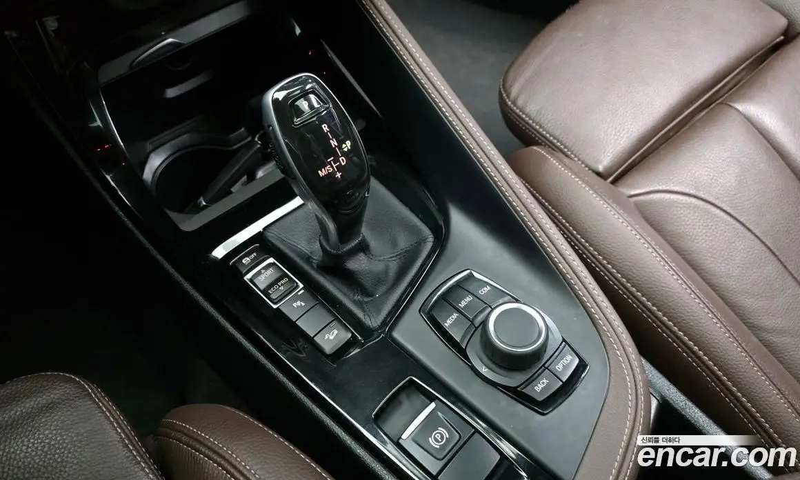 BMW X1 2021 2.0 автомат (гидро), фото 9 BMW X1 2021 2.0 автомат (гидро), фото 9
