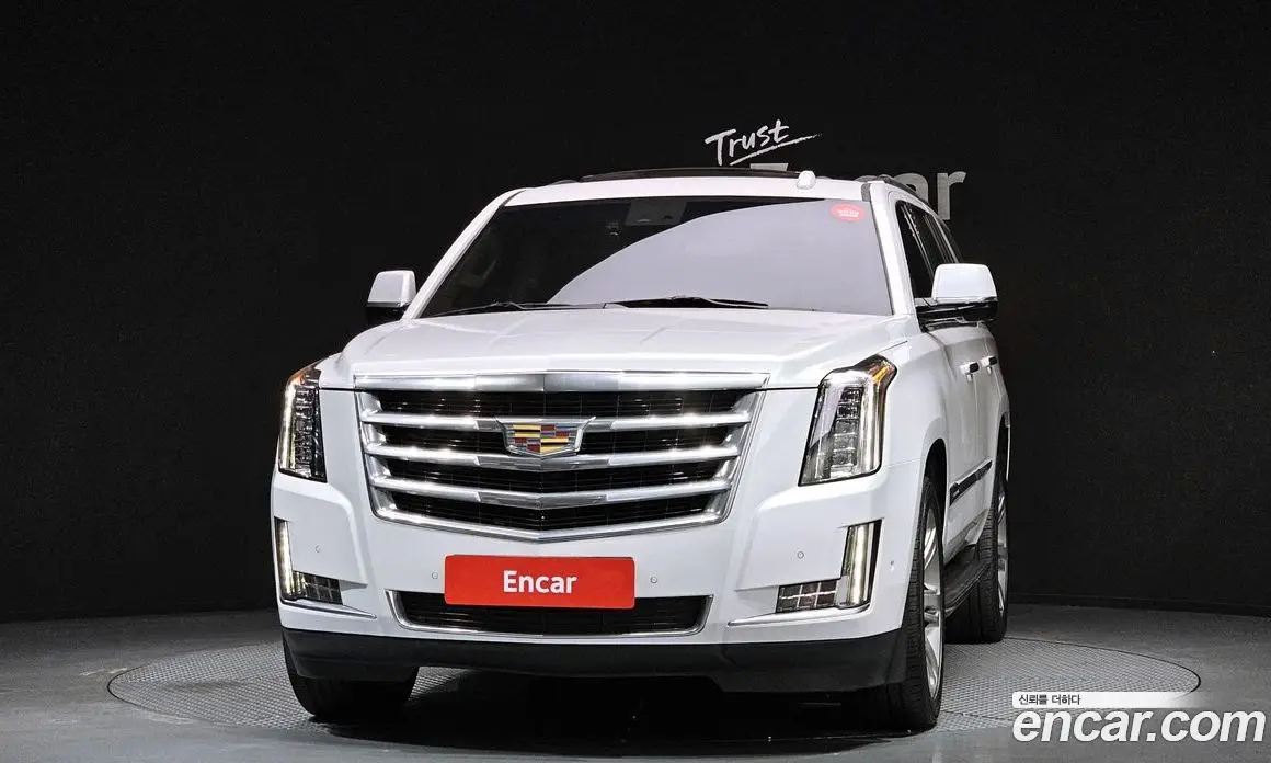 Cadillac Escalade 2018 6.2 автомат (гидро), фото 3 Cadillac Escalade 2018 6.2 автомат (гидро), фото 3