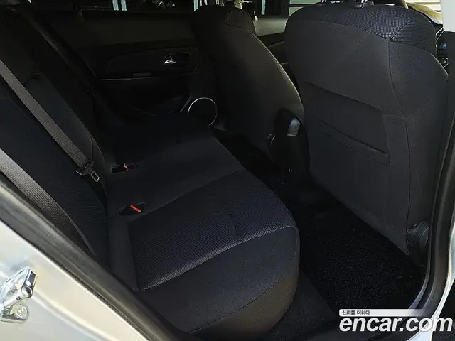 Chevrolet Cruze 2013 1.8 автомат (гидро), миниатюра 9