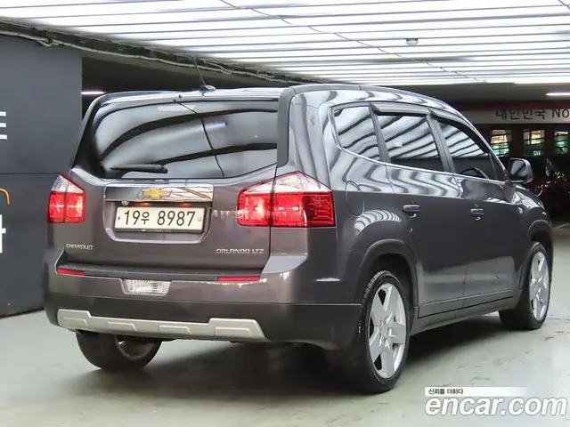 Chevrolet Orlando 2011 2.0 автомат (гидро), миниатюра 2