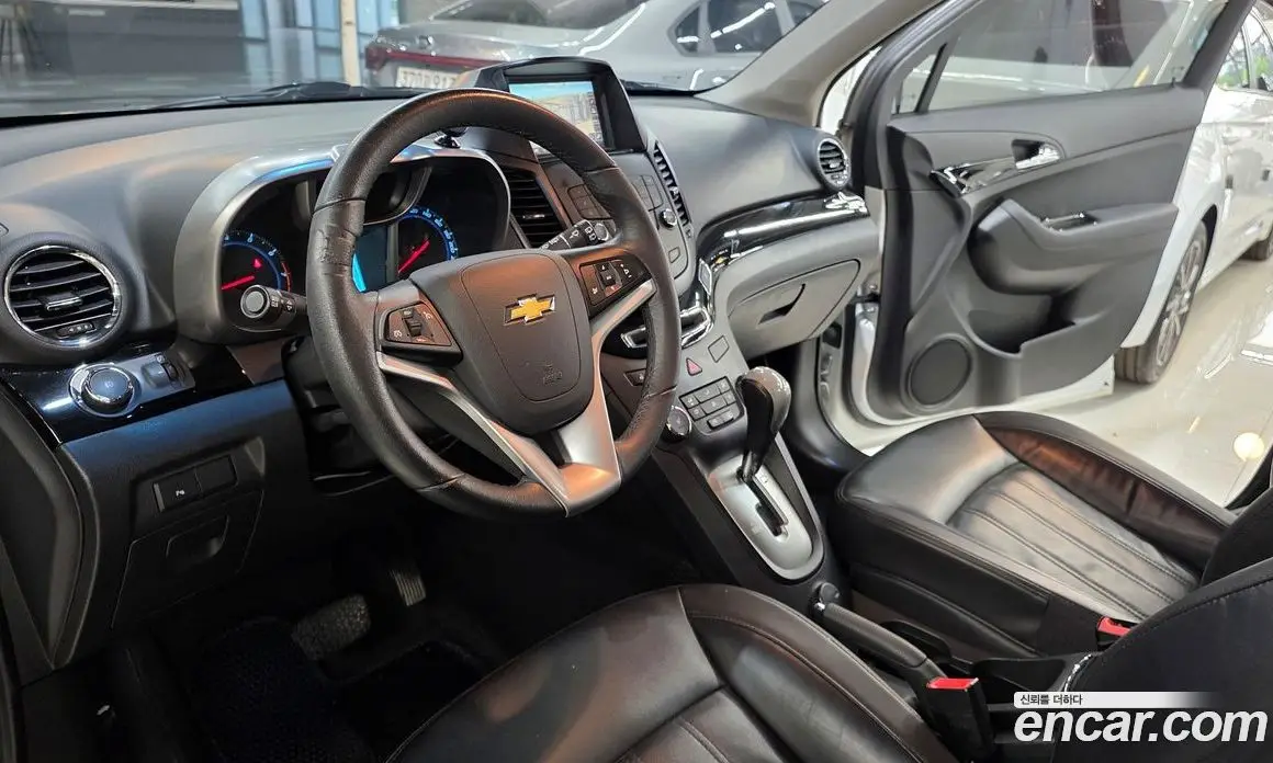 Chevrolet Orlando 2013 2.0 автомат (гидро), фото 14
