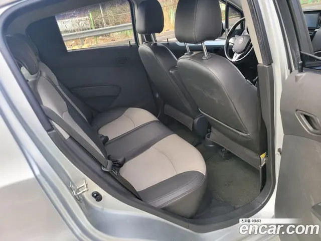Chevrolet Spark 2012 1.0 автомат (гидро), миниатюра 9