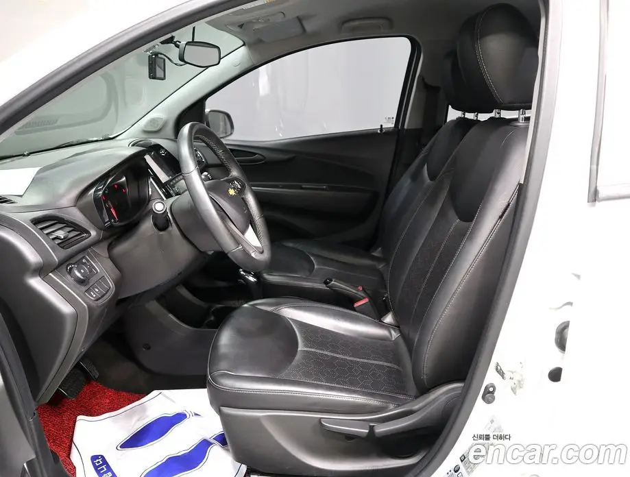 Chevrolet Spark 2016 1.0 автомат (гидро), фото 14
