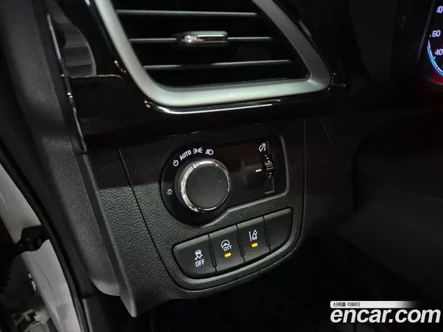 Chevrolet Spark 2021 1.0 автомат (гидро), миниатюра 12